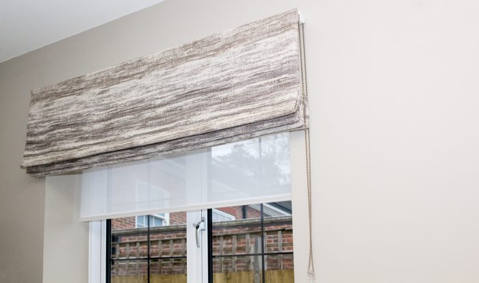 Roman Blinds fitting and installation in Surrey, London