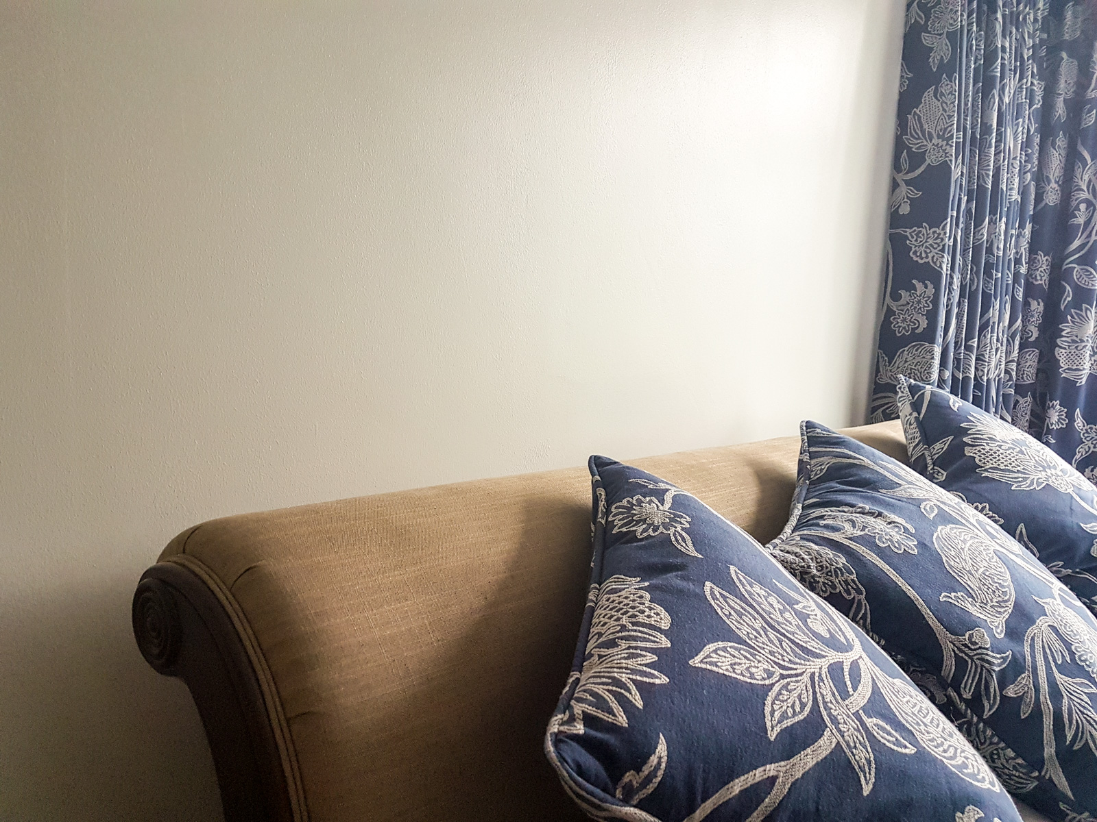 Curtains & Cushions made to measure in Wimbledon