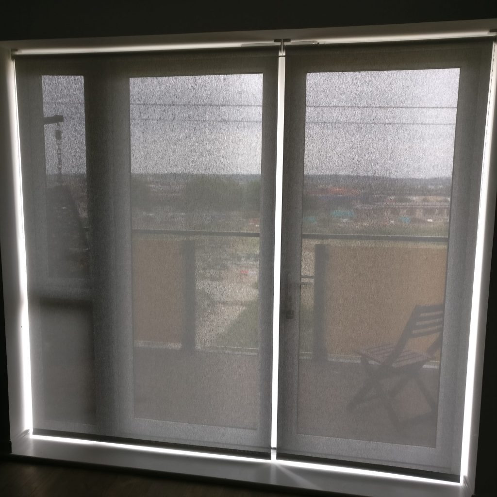 Alu screen reflective fabric Silent Gliss rollers blinds 4910