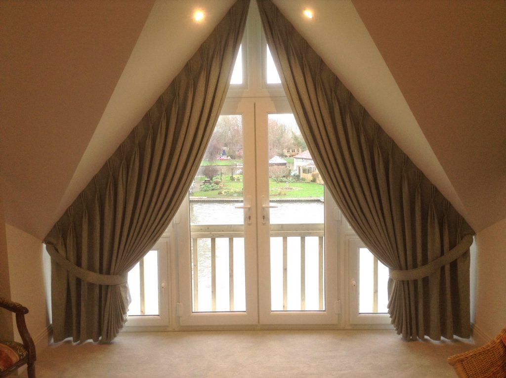 Angle Curtains Triple Pleat for Triangular windows